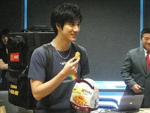 王力宏最新爆料视频,娱乐圈背后惊人真相  第2张